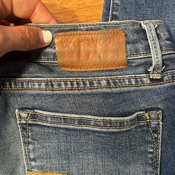 DRIFTWOOD Skinny Jeans with Vintage Fades - Picture 5 of 7